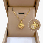 Retro ketting met parelmoer en pareldetail
