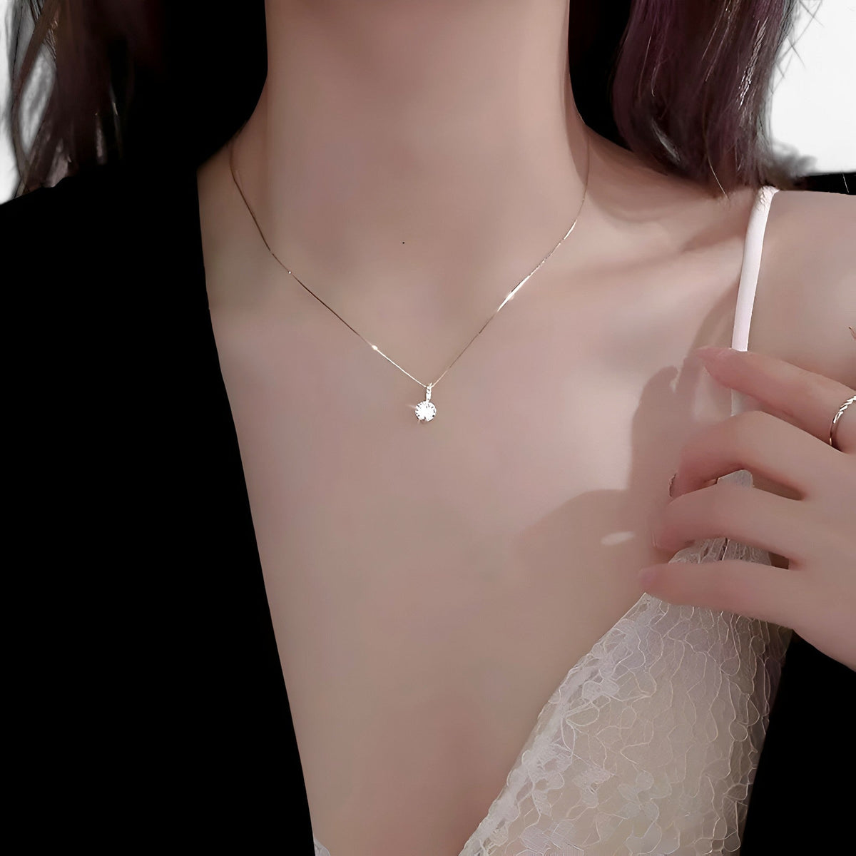 Silver-Plated Necklace with Round Zircon