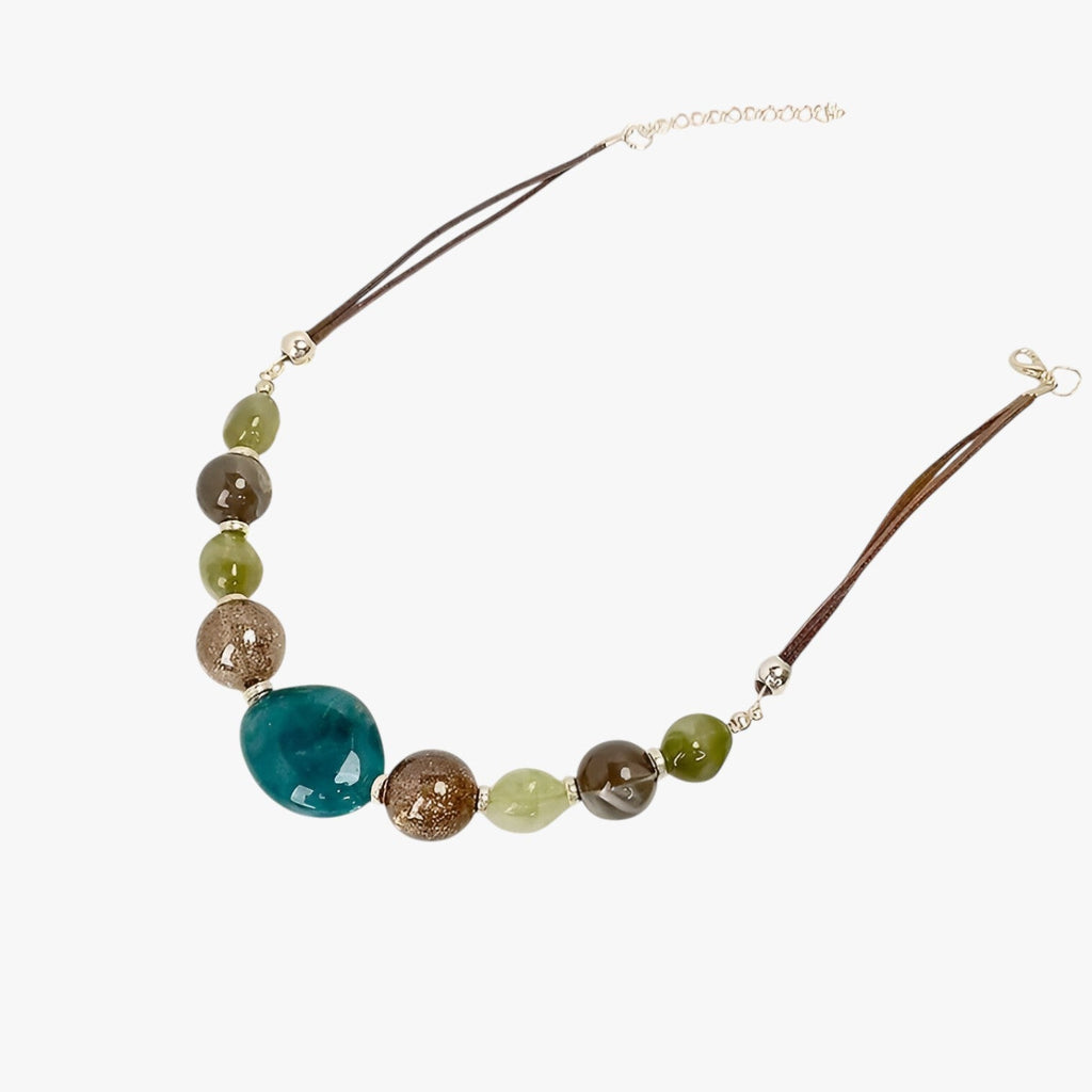 Vintage Pearl Necklace with Acrylic Pendant