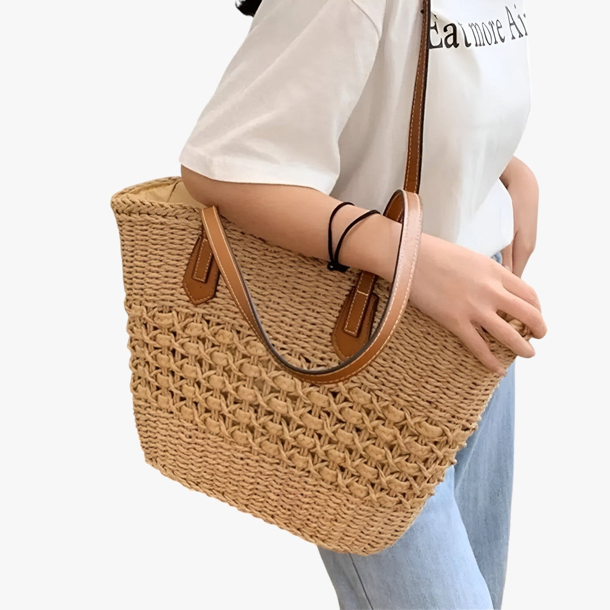 Women's Lightweight Woven Straw Summer Shoulder Bag