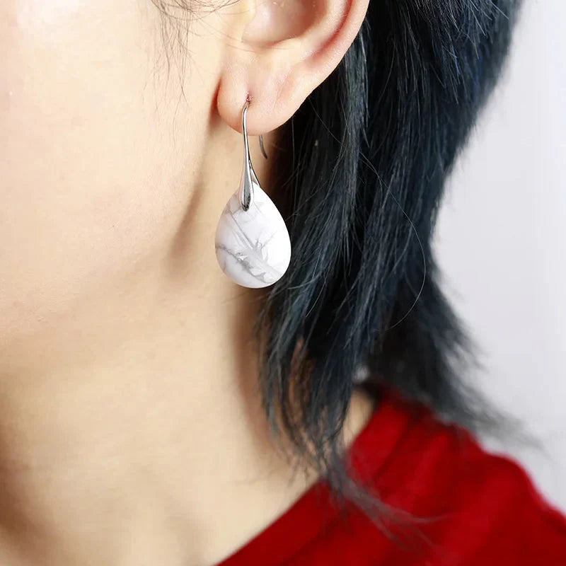 Clear Quartz-Look Teardrop Earrings