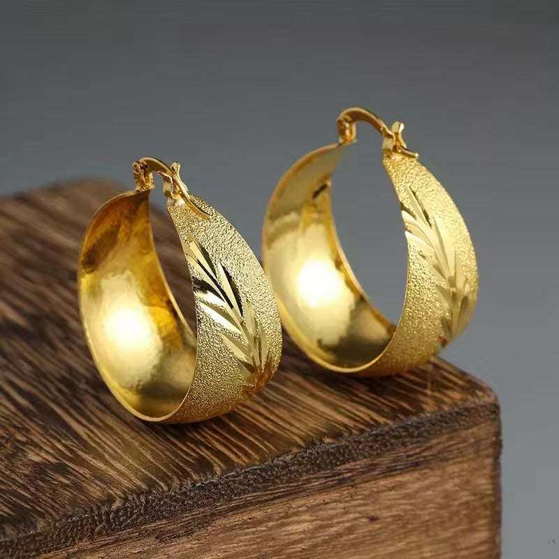 Vintage-Style Engraved Gold-Tone Chunky Hoop Earrings