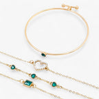 Armband met vierkante groene steen en zirkoniabedels