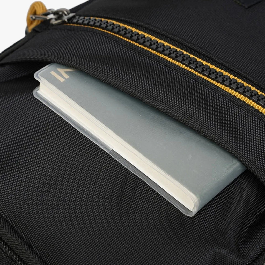 Men's Anti-Theft Travel Messenger Bag with Laptop Space