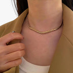 Roestvrijstalen choker met gebeeldhouwde hanger
