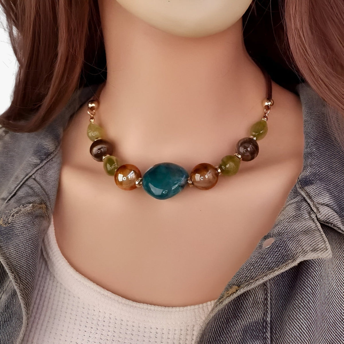 Vintage Pearl Necklace with Acrylic Pendant