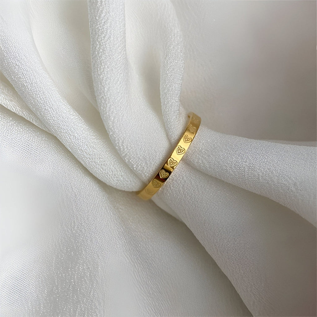 Gepolijste goudkleurige ring van 2 mm, smal profiel