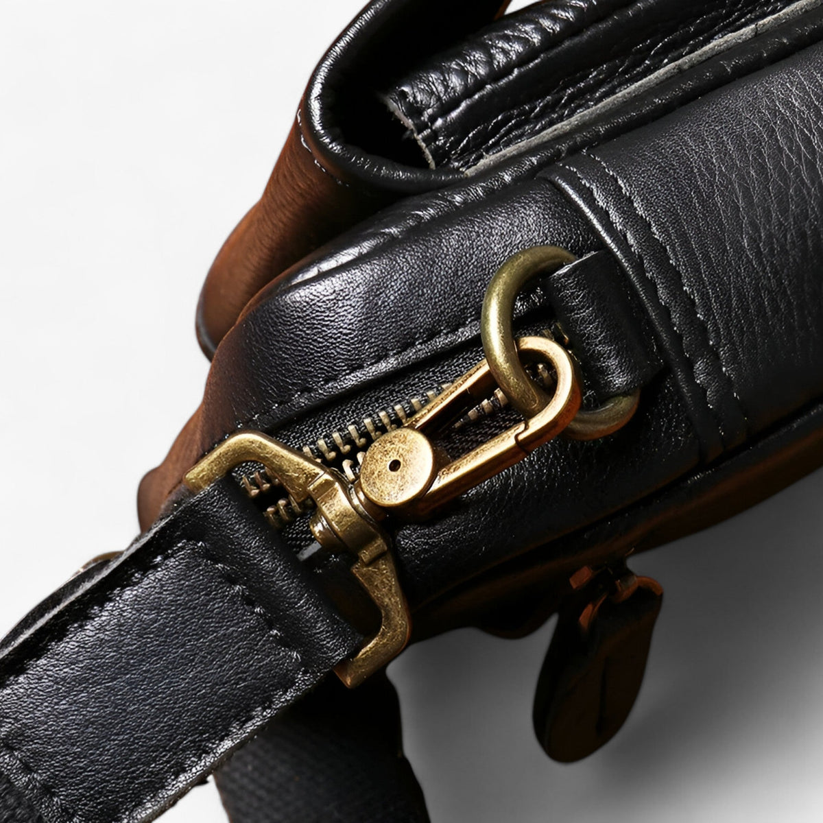 Men's Small Black Premium Everyday Shoulder Bag