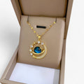 Vergulde choker met kristallen sterren en planeten