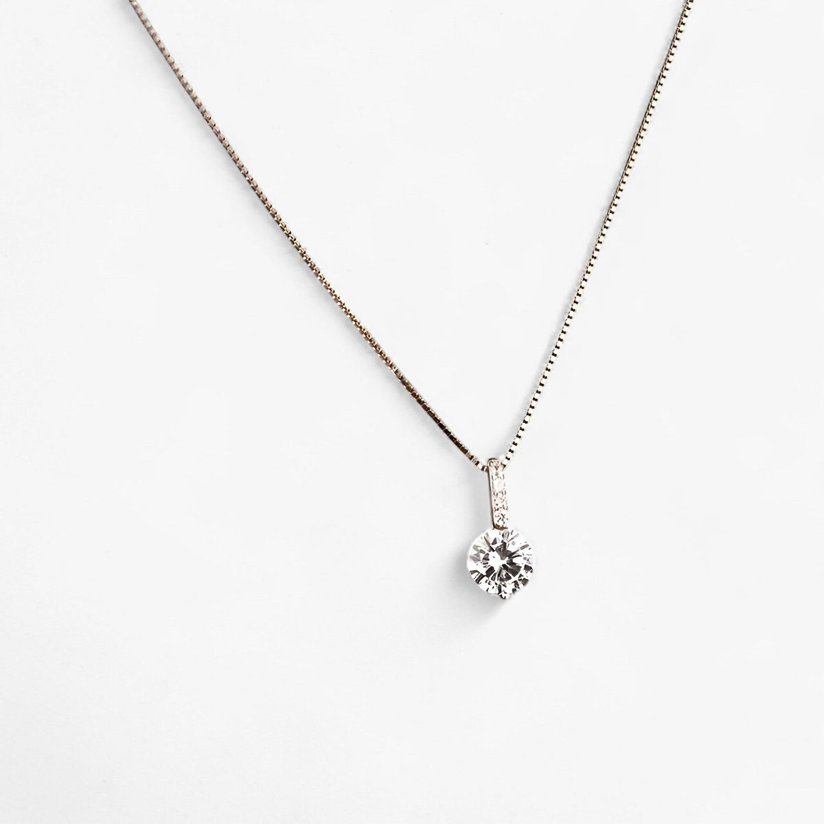 Silver-Plated Necklace with Round Zircon