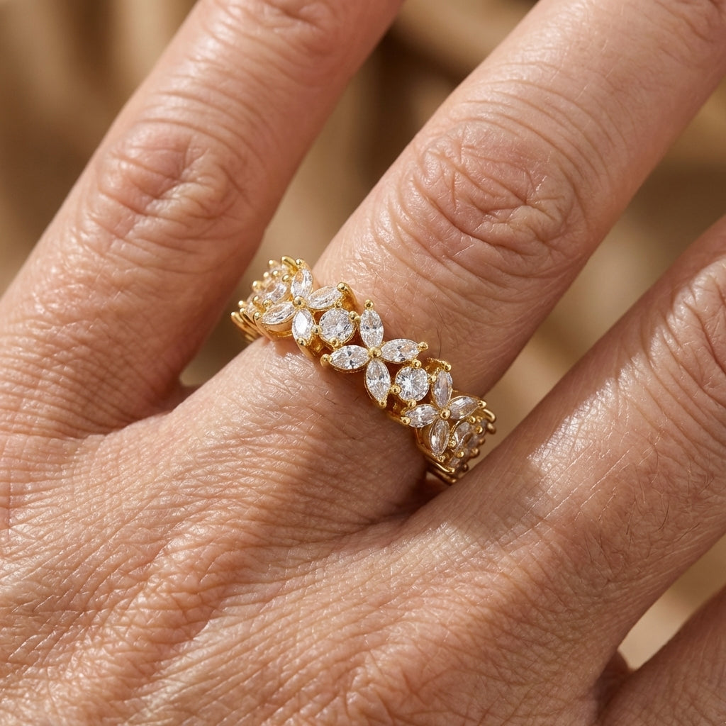 Shiny Marquise Zirconia Inlaid Ring