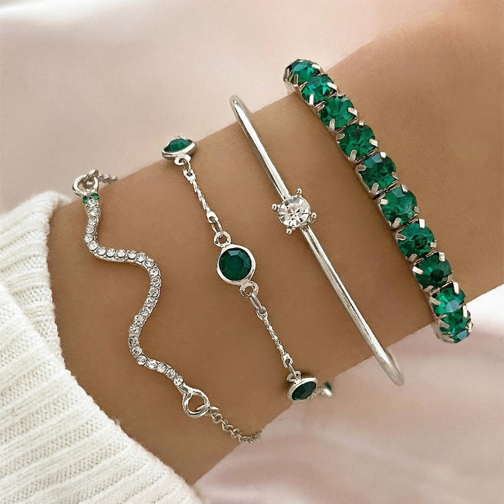 Bracelet Set with Green Stones and Wavy Chain