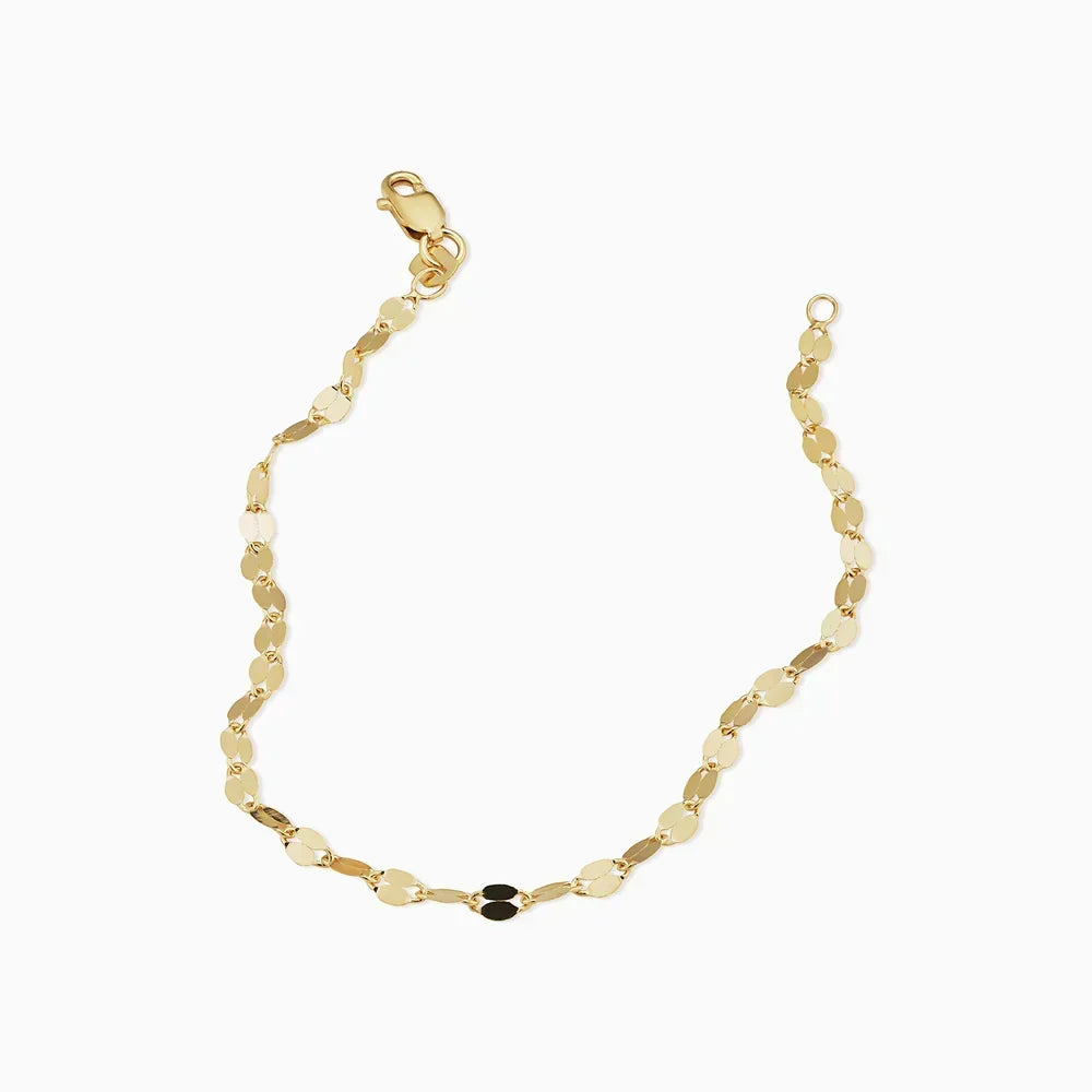 Fijne goudkleurige schakelarmband