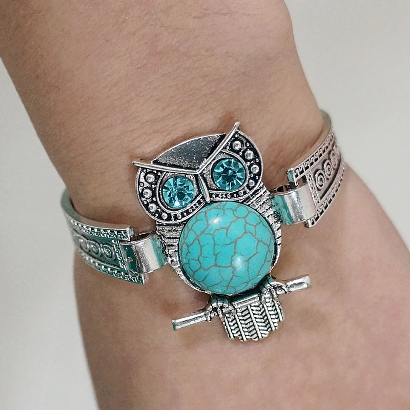Pulseira com Pendente de Coruja e Turquesa Estilo Vintage