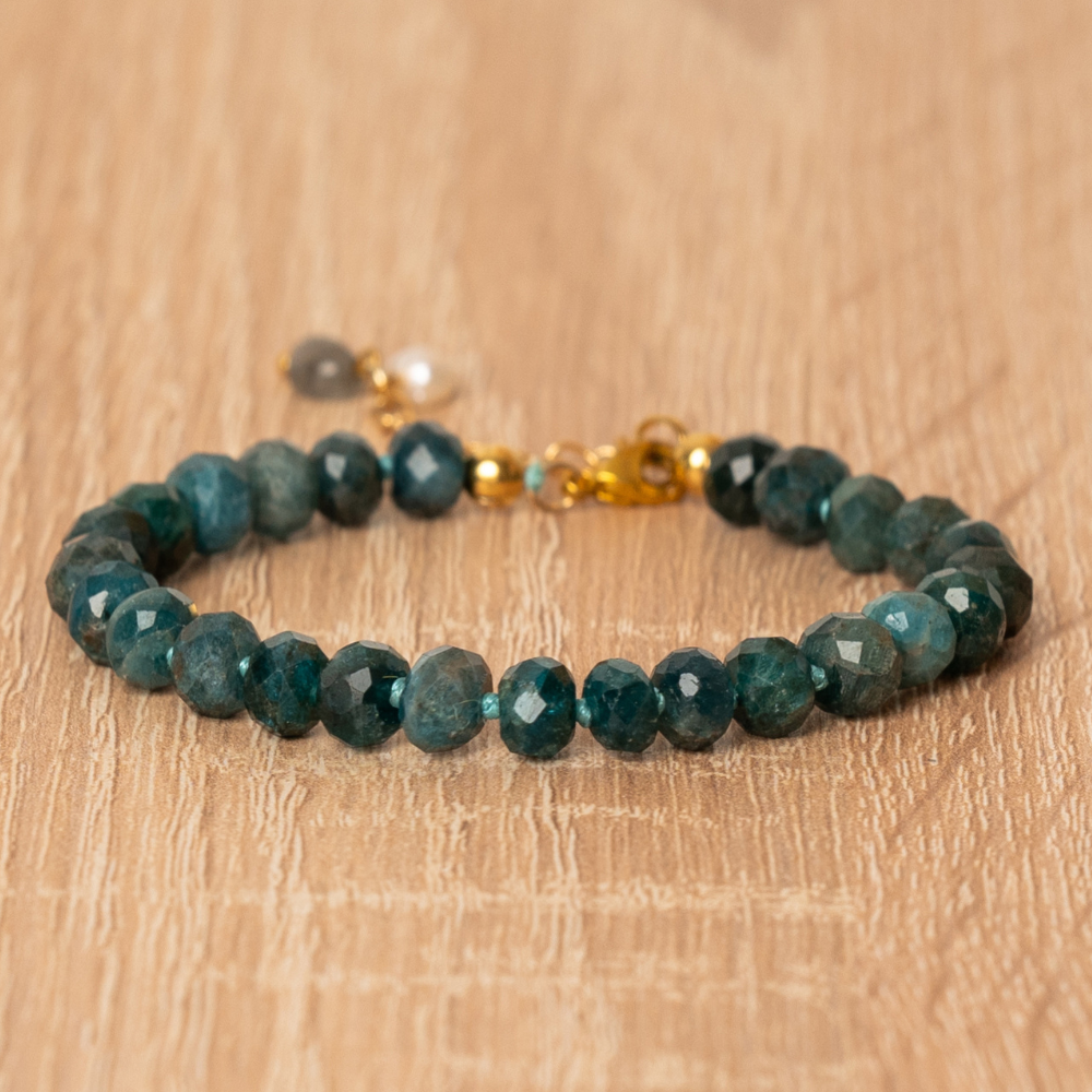 Green Faceted Agate Bead Bracelet