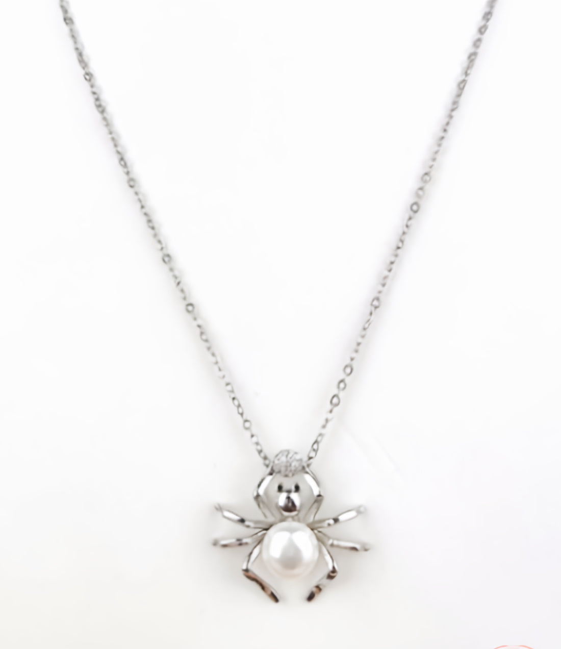 Pearl Spider Pendant Necklace in Silver Tone