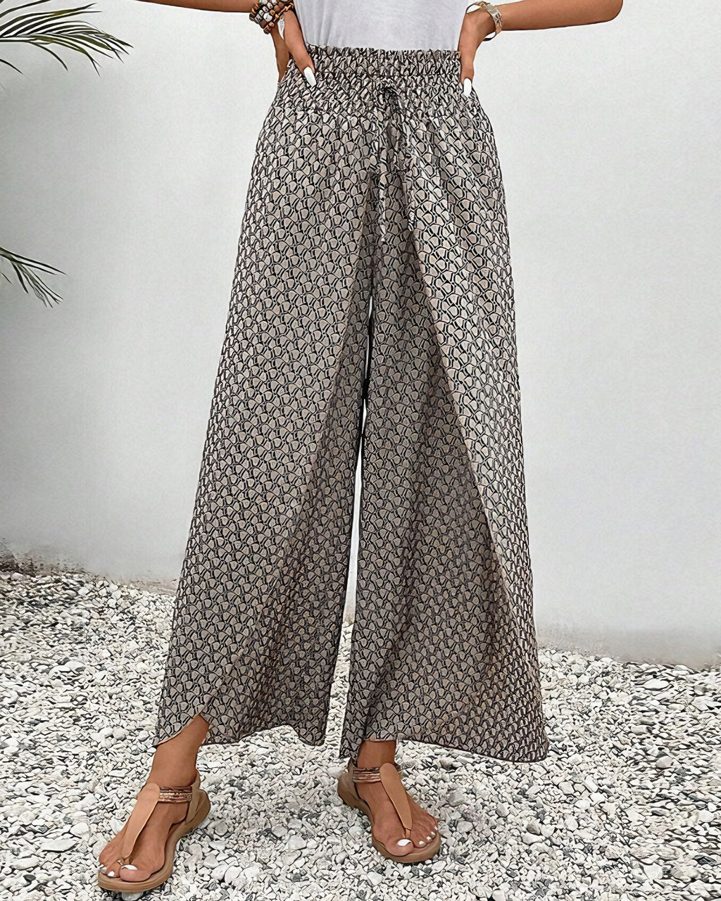 Broek met wijde pijpen, elastische taille en lichte val