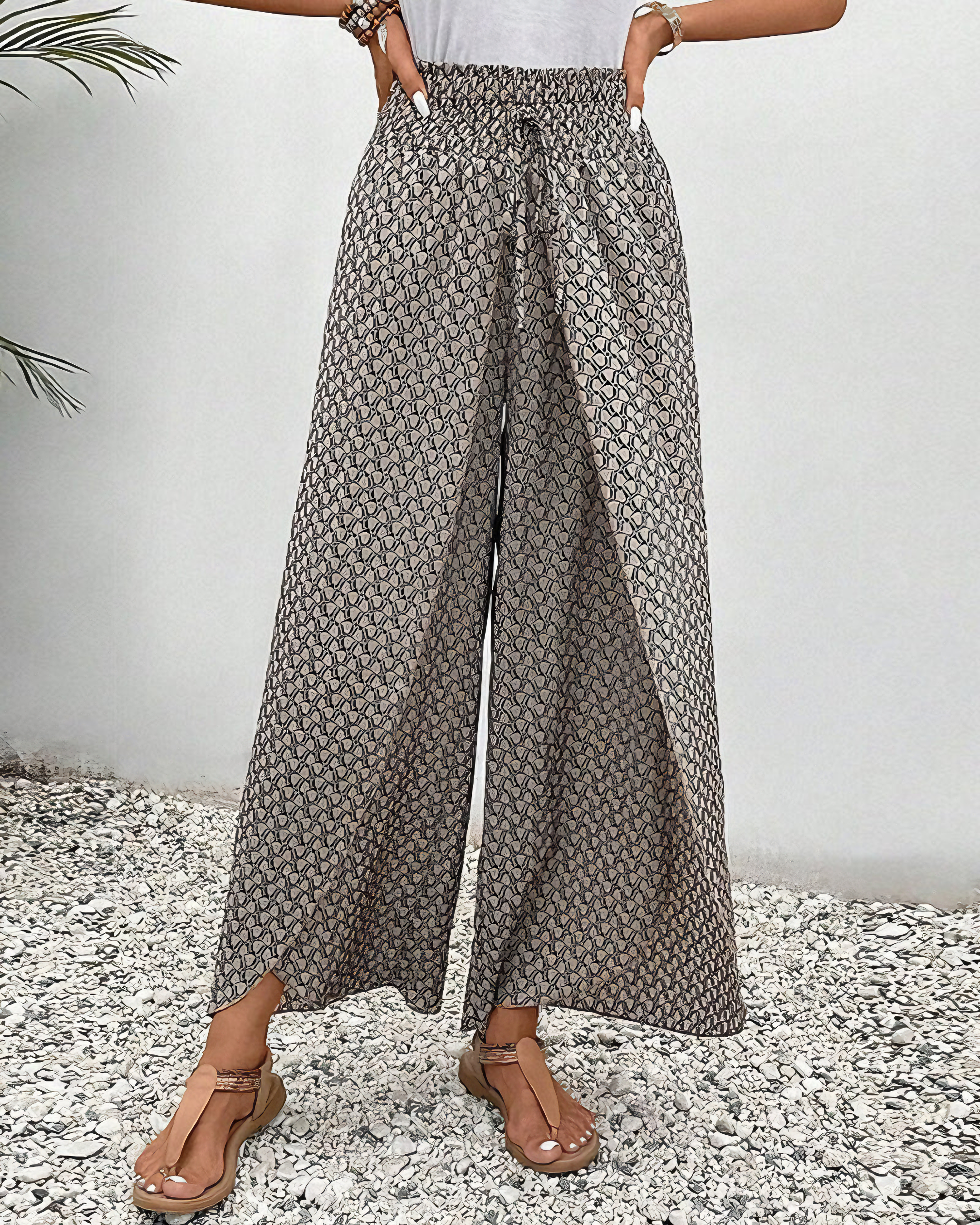 Broek met wijde pijpen, elastische taille en lichte val