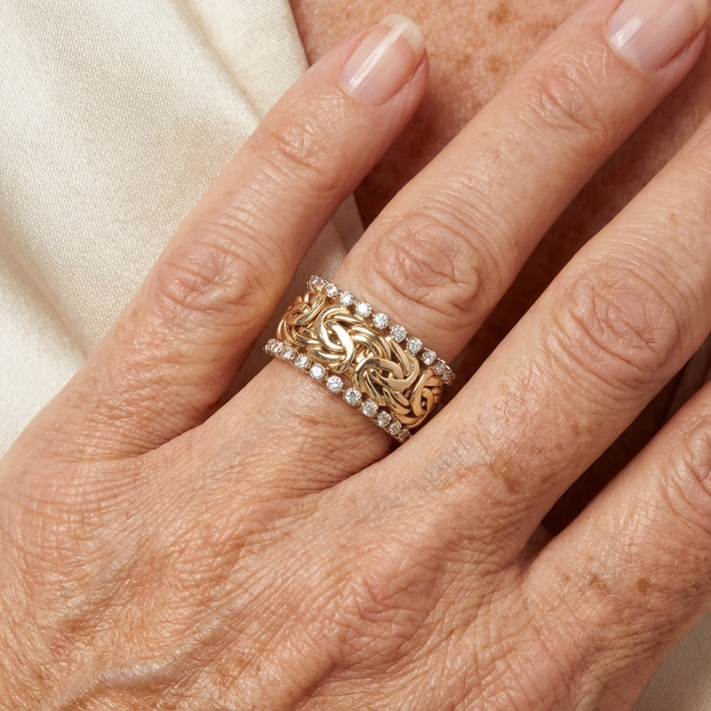 Vintage-Style Celtic Knot Dot Zirconia Gold-Plated Band Ring