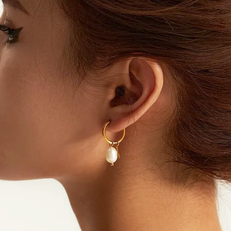 Freshwater Pearl Star Earrings in Gold Tone