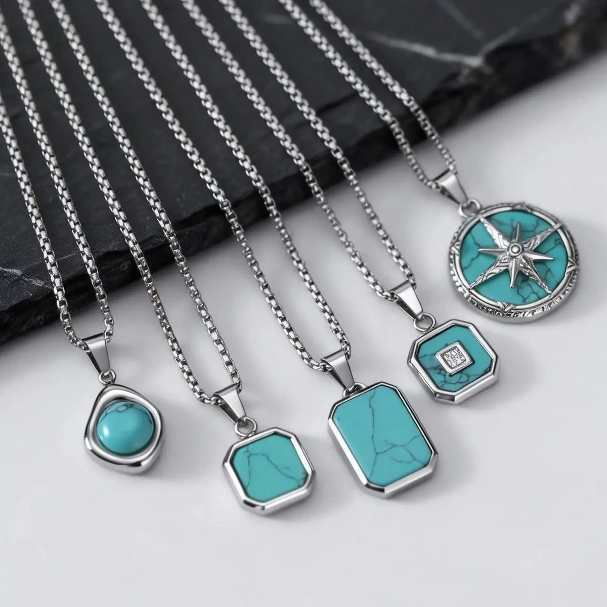 Kettingset met turquoise steenhanger