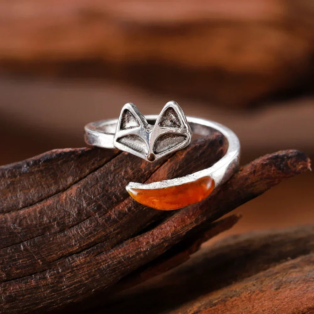 Vintage-Style Fox Spirit Ring