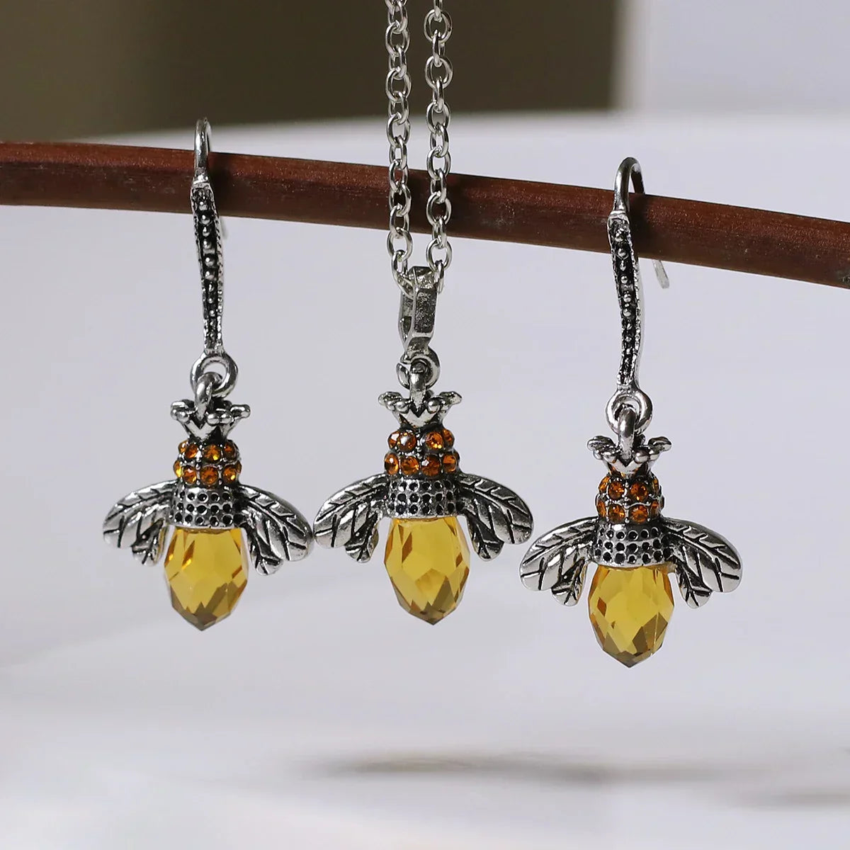 Vintage-Style Bee Necklace and Earrings Set