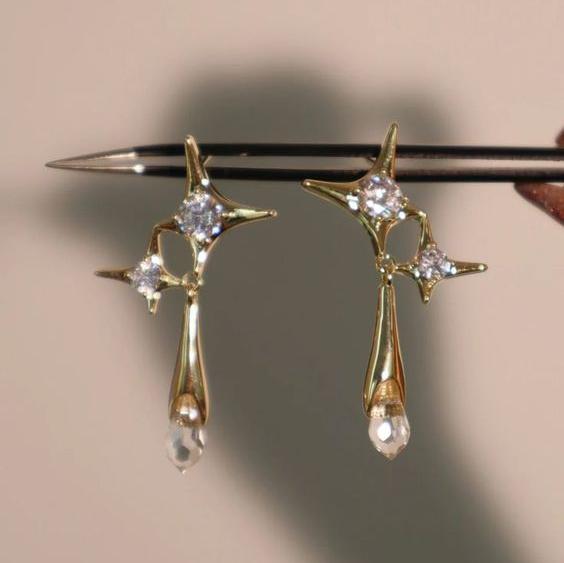 Vintage-Style Bright Starlight Earrings