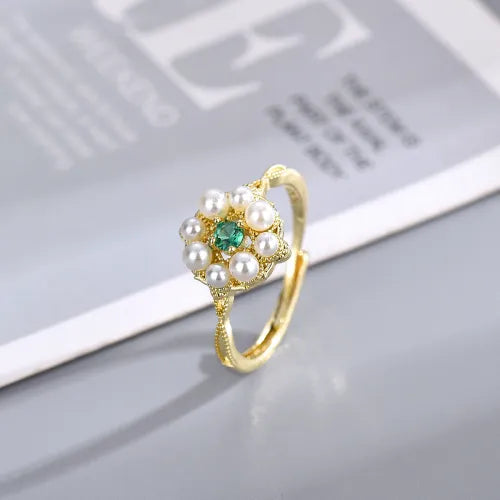 Anel Flor com Contas de Pérola e Pedra Verde Estilo Vintage