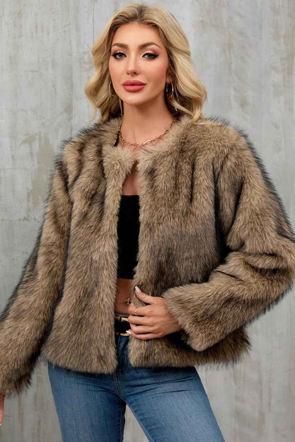Cropped Plush Cardigan with Crew Neck and Long Sleeves
