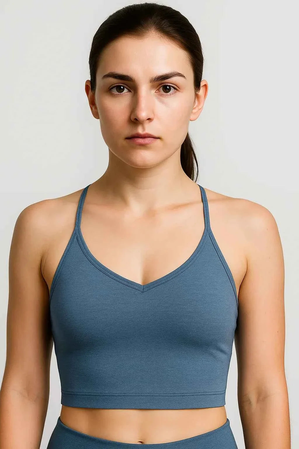 Cropped tanktop met racerback en ingebouwde shelf bra