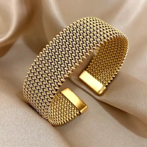 Vintage-Style Wide Gold-Tone Mesh Cuff