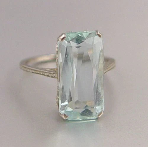 Vintage-Style Light Turquoise Crystal Ring