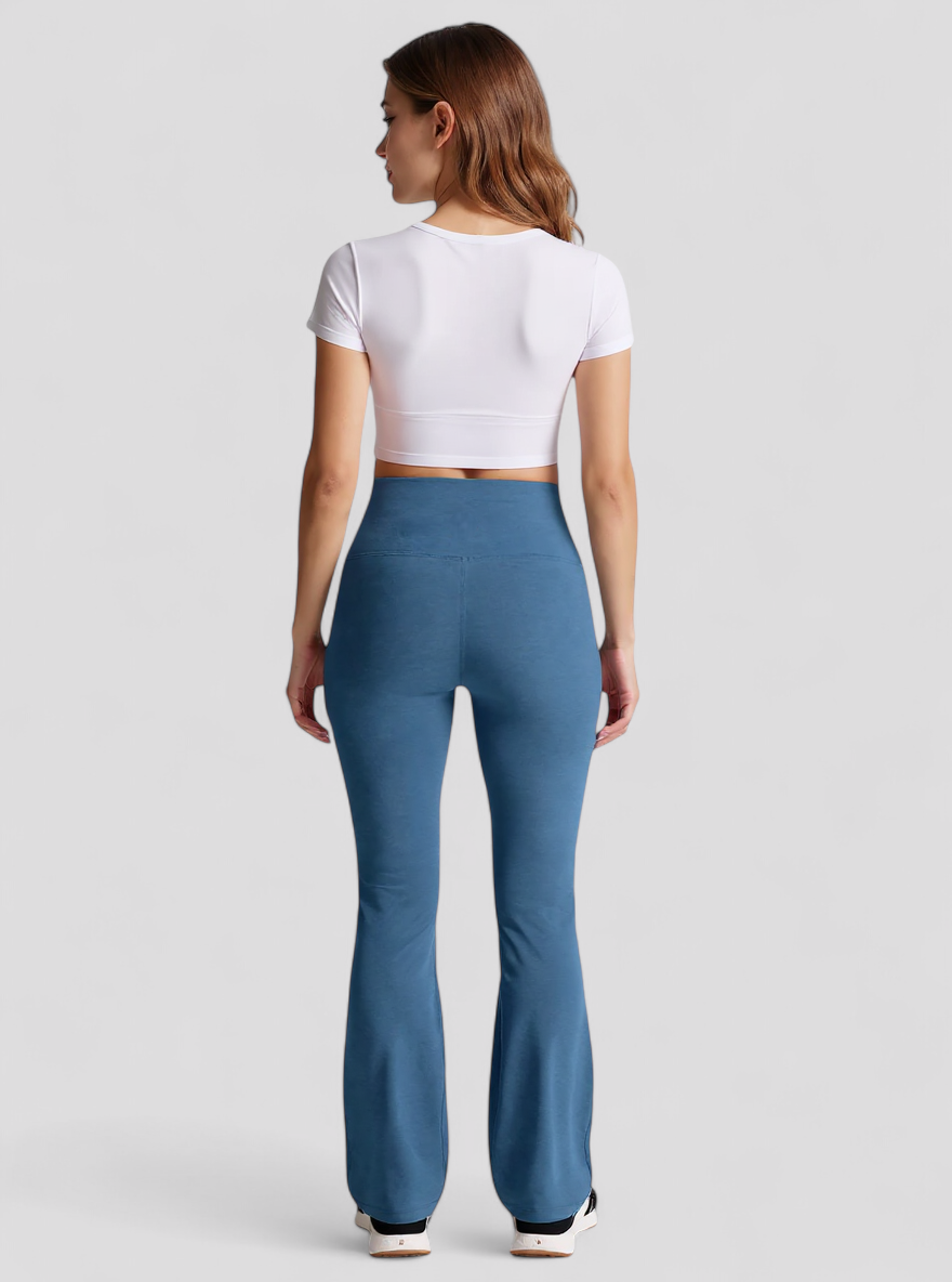 Bootcut sportbroek met hoge taille en zakken aan de voorkant