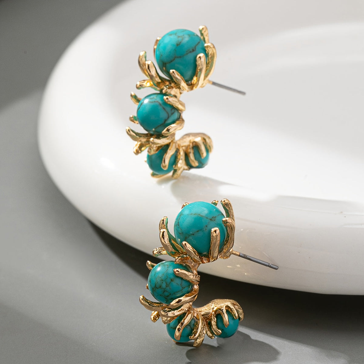 Turquoise Beaded Flower Earrings