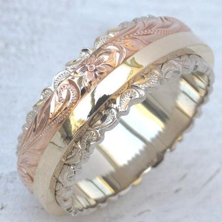 Vintage goudkleurige bloemenring met roos