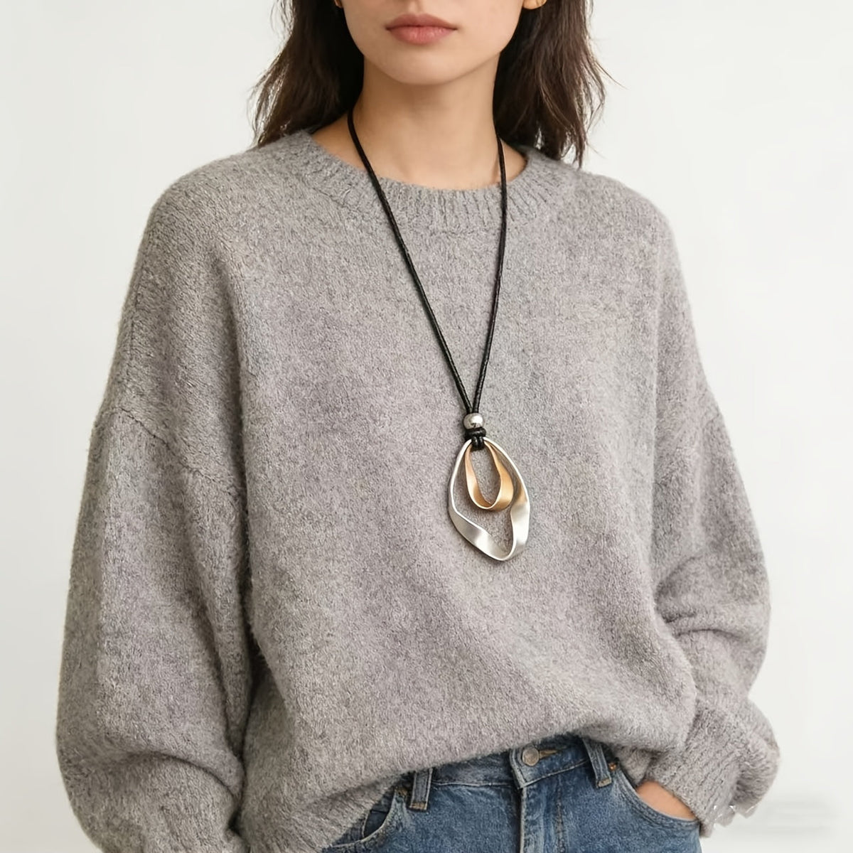 Adjustable Sculptural Twisted Teardrop Pendant Necklace