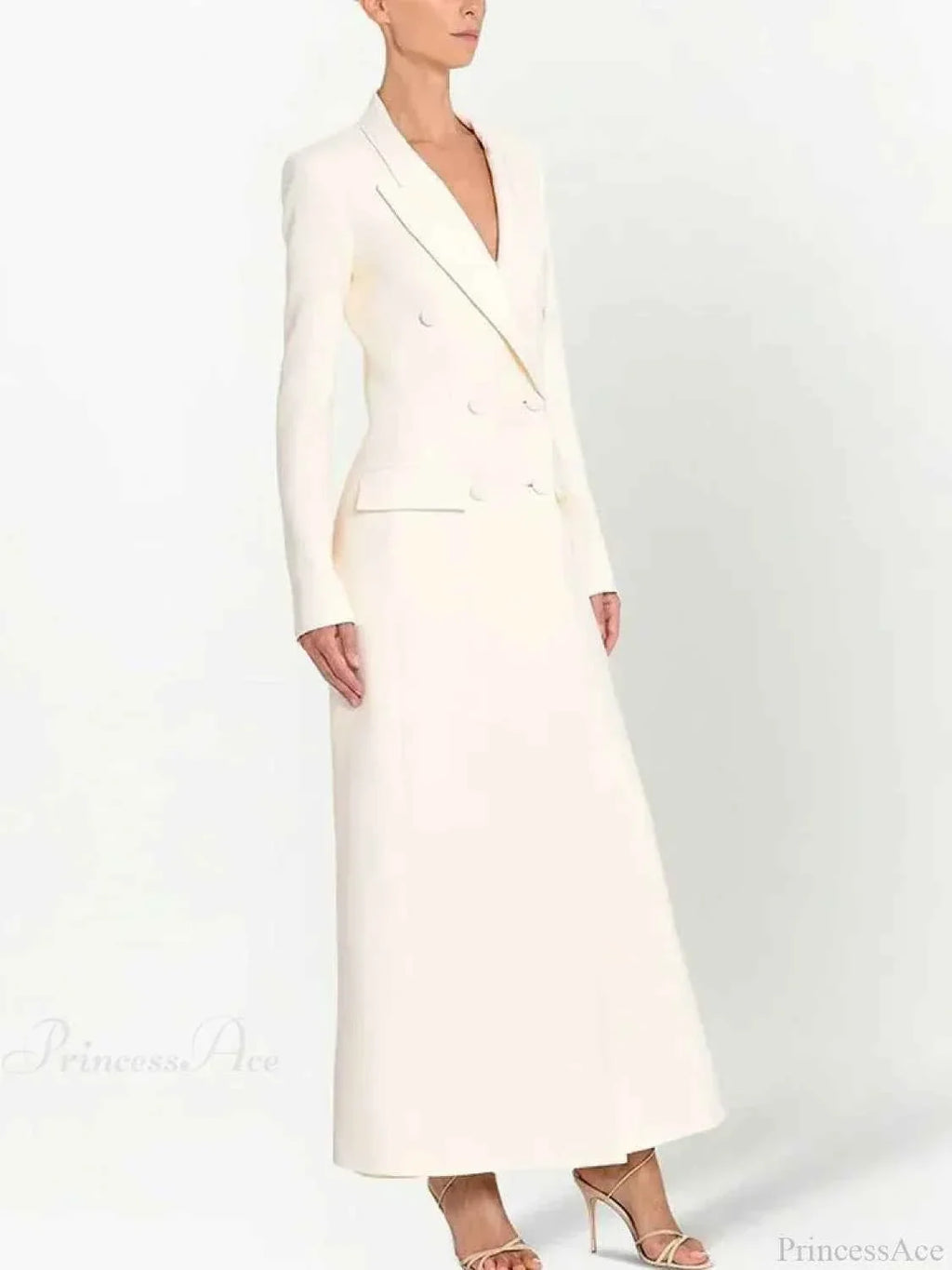 Extra-Long Coat with a Detachable Collar and Buckle Straps