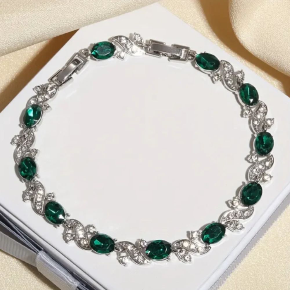 Armband met steenaccenten en gepolijst metaalwerk