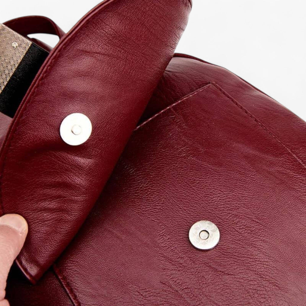 Elegant Soft Leather Backpack That Sits Evenly on Both Shoulders