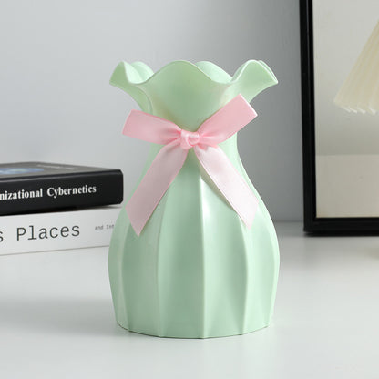 Nordic Style Plastic Decorative Vase – Break-Resistant, Lightweight, Multiple Colours
