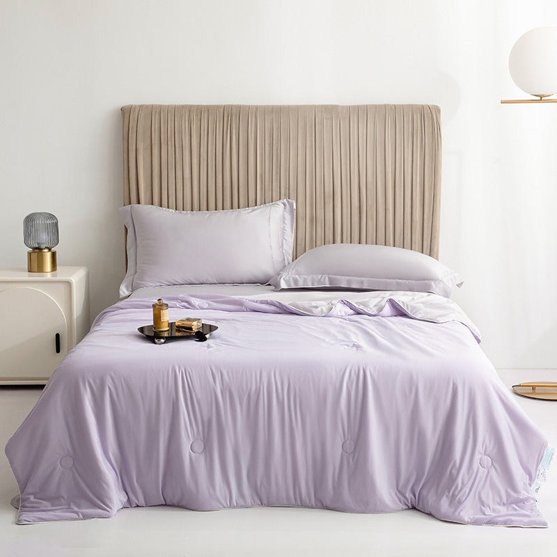 Cooling Summer Blanket – Lightweight Ice Silk Throw for Bed & Sofa