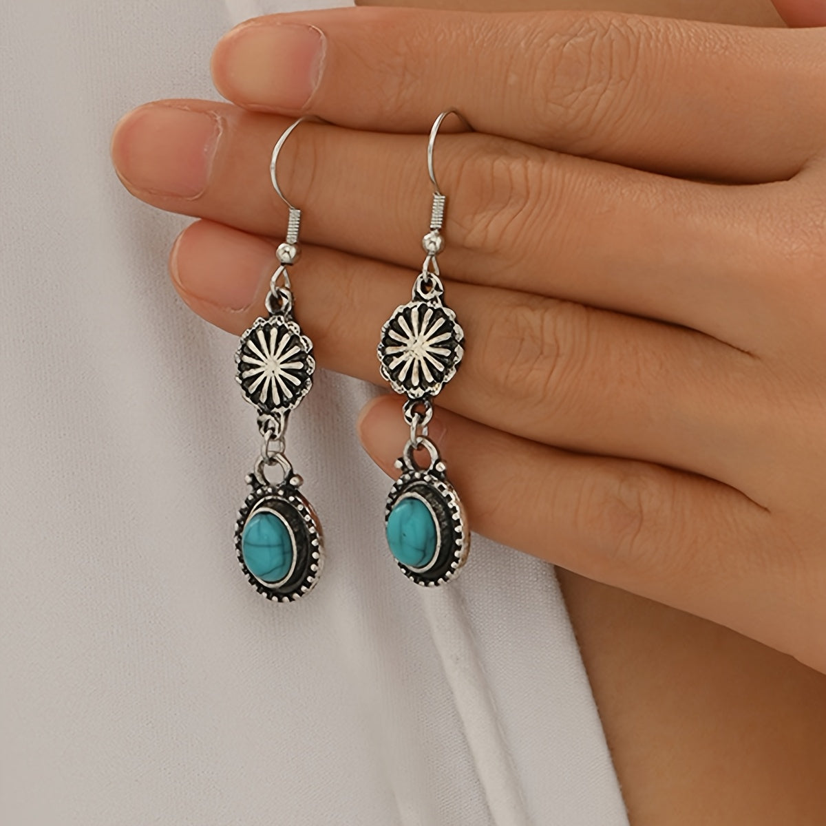 Bohemian Turquoise Floral Necklace and Bracelet Set