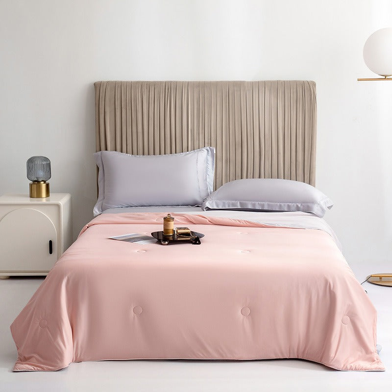 Cooling Summer Blanket – Lightweight Ice Silk Throw for Bed & Sofa
