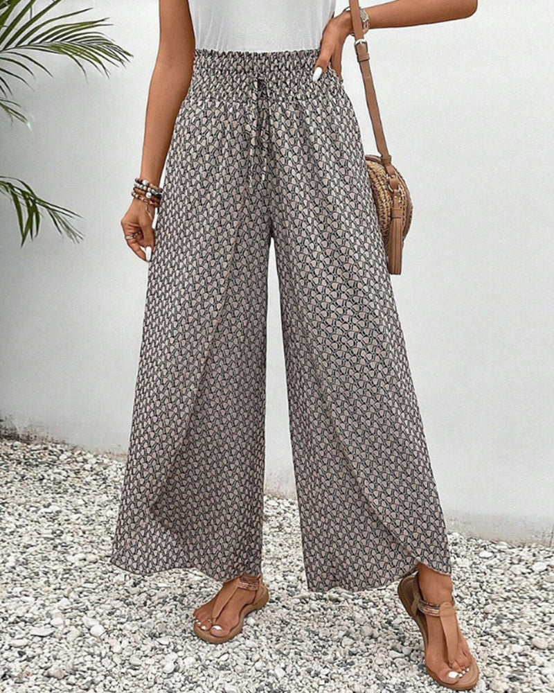 Wide-Leg Trousers in Geometric Print