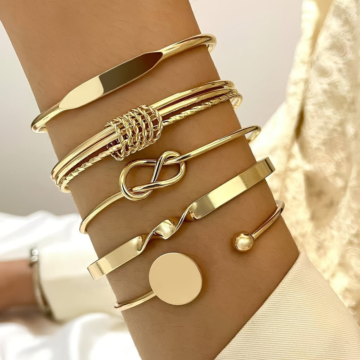 Five-Piece Round Smooth Metal Bangle Set