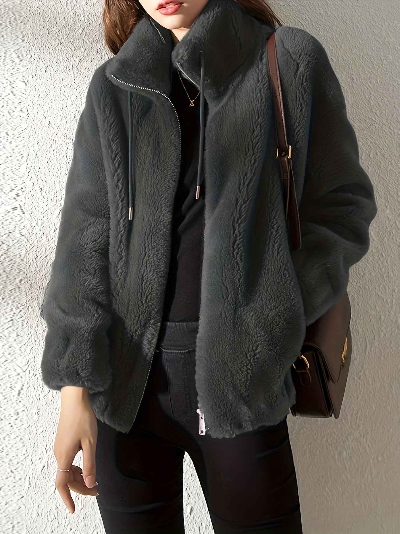 Zip-Front Jacket with a Relaxed Shape and Soft Warm Lining