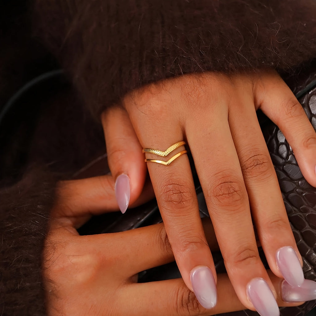 Adjustable Double-Layer V-Shaped Statement Ring