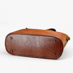 Discreet Refined Everyday Shoulder Bag for All Seasons