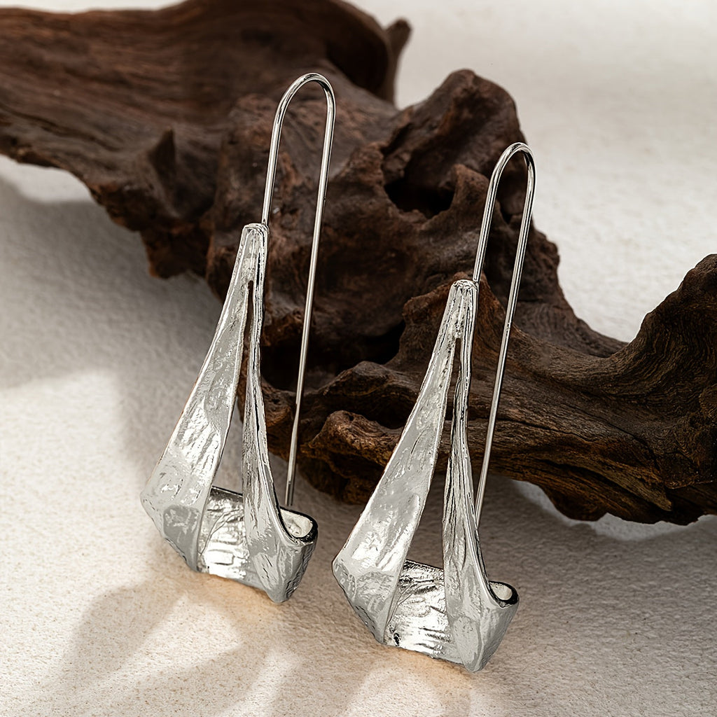 Vintage Hollow Geometric Hammered Pendant Earrings